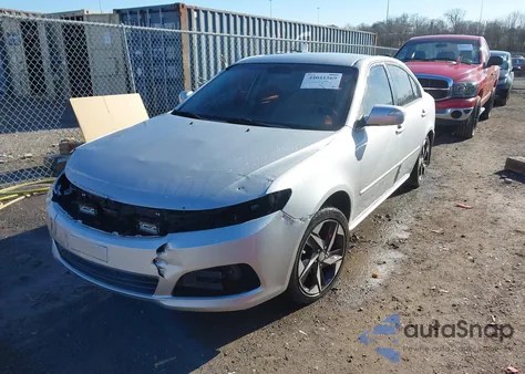 2009 Kia Optima Lx z USA, uszkodzony, nr VIN KNAGE228095302531